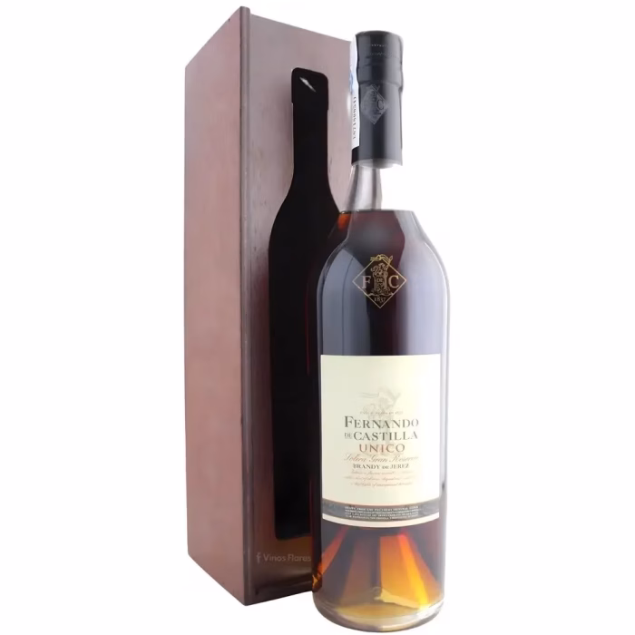 Botella de brandy Fernando de Castilla Solera Gran Reserva Único de la denominación de origen Brandy de Jerez